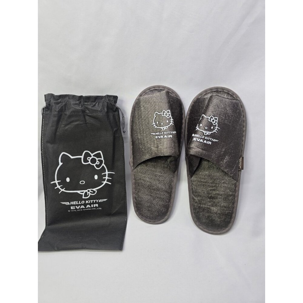EVA AIR Hello kitty business class slippers With Bag- One Size 11 Inches Long